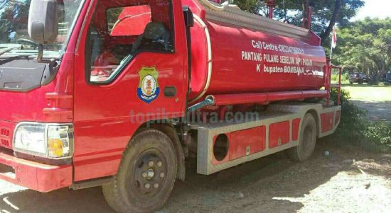 Mobil Pemadam Kebakaran Kabupaten Bombana, (Foto : Refli Topiksultra.com)