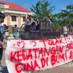 demo-tolak-tka-kolaka
