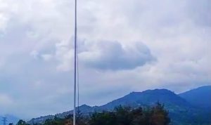 panjat-tiang-bendera