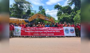 ipip-warga-pungut-sampah