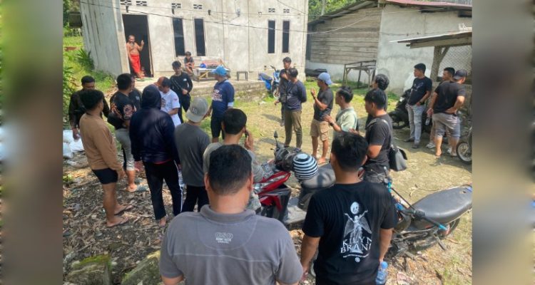 napi-melarikan-diri