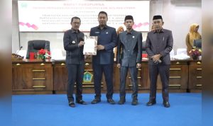 penerimaan-berkas-kua-ppas-dprd-kolut